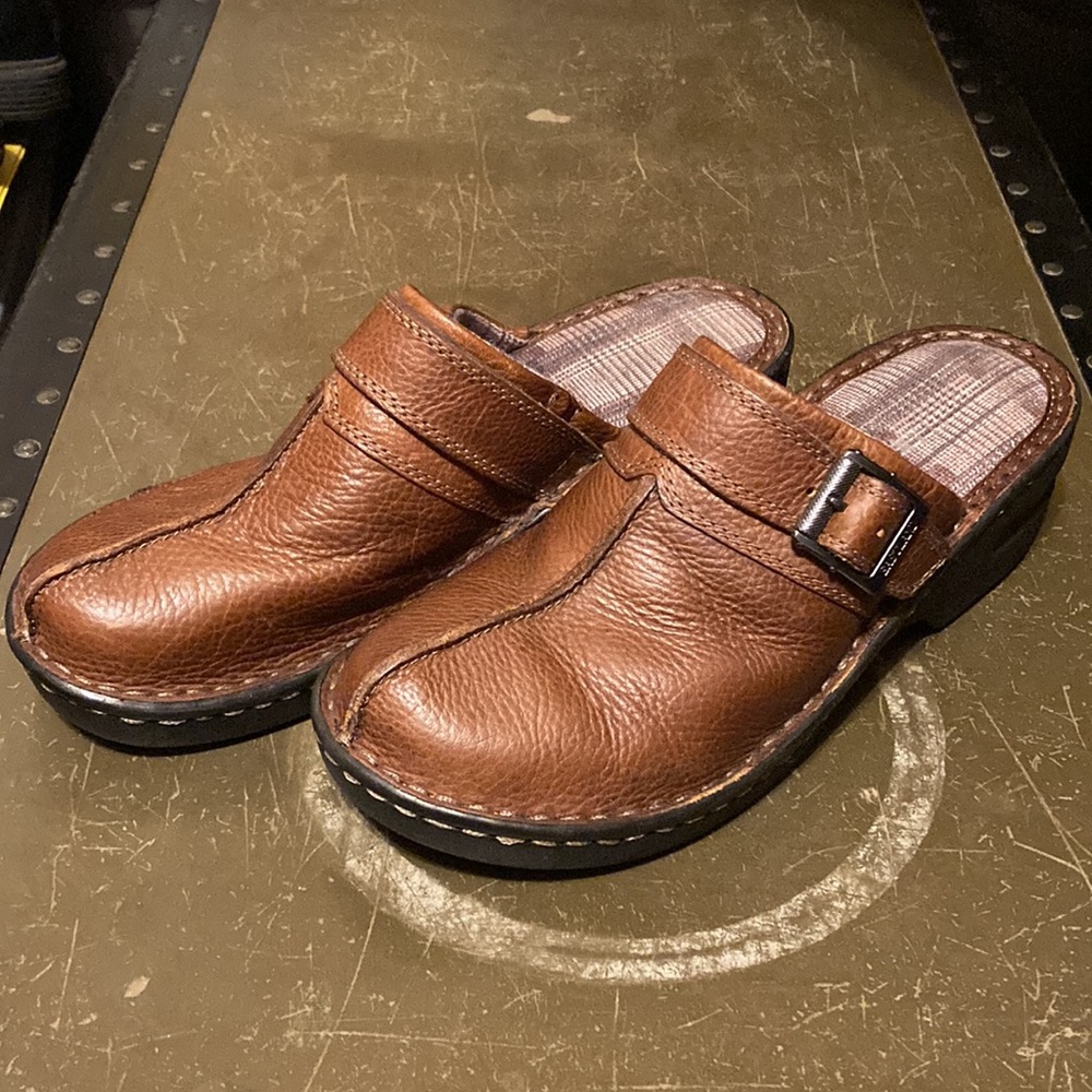 Eastland Women’s Mae Clogs Size 7 1/2M